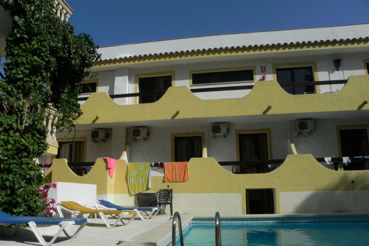 Don Carlos Guest house 2*